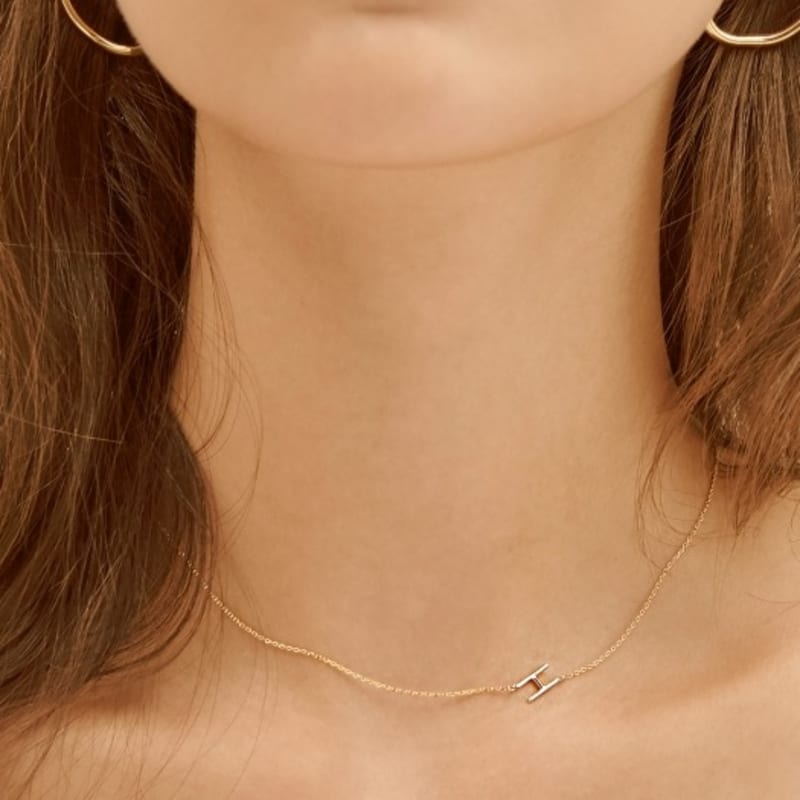 

Hey Hey INITIAL COMBI NECKLACE white