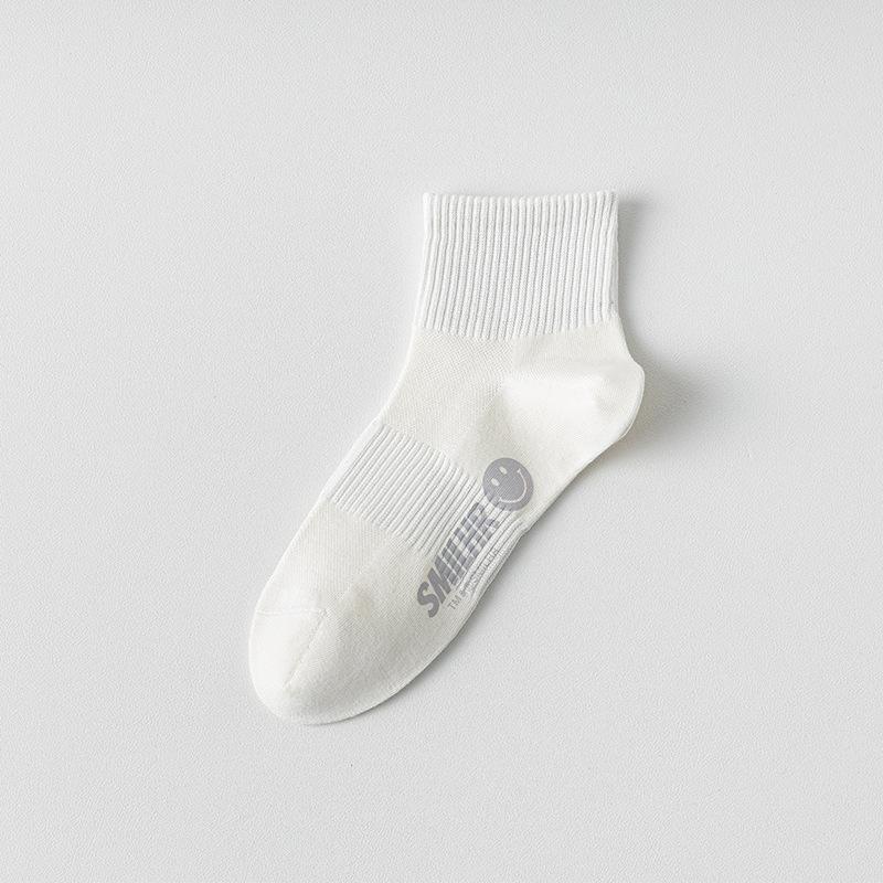 Women's Summer Thin Mesh Breathable Low Top Shallow Mouth Boneless Short Tube Cotton Socks