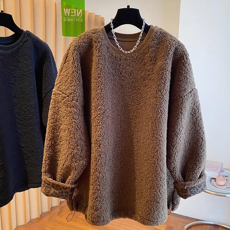 Women's Fluffy Fleece-Lined Lambswool Crew Neck Sweatshirt: Thick, Cozy, and Loose-Fit Pullover (2024).