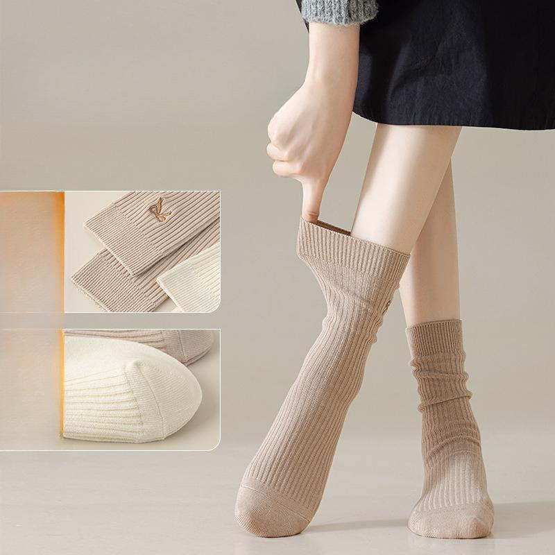 Women's Autumn Antibacterial and Deodorizing Socks, Pure Cotton Mid-calf Socks, Breathable and Sweat-absorbing Versatile Socks