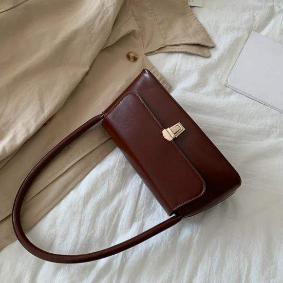 Kadın omuzdan askili çanta Pürüzsüz Su Geçirmez Suni Deri Düz Renk Taşınabilir Toka Kapatma Koltukaltı Çanta İşe gidip gelme Seyahat Arkadaş Çanta