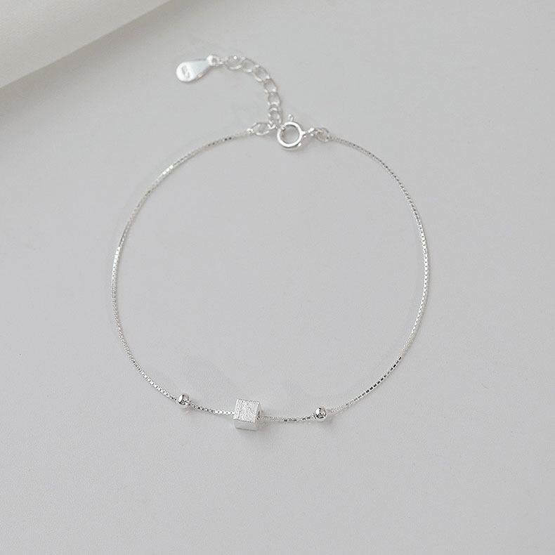 

Niche Square Bracelet: Minimalist Light Luxury in Gold-Plated S925 Sterling Silver 925 Silver