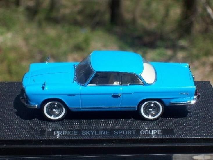 

Ebro Prince Skyline Sports Coupe 1962 Blue Finished Product 1/43