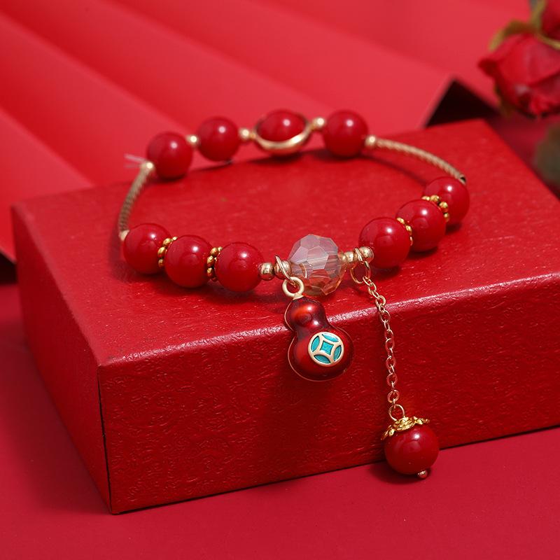 Niche design new exquisite bracelet retro red crystal simple and versatile student creative round bracelet female