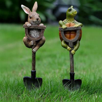 Animal Garden Statue Frog Rabbit Turtle On Shovel Resin Ornament Flower Pot Insert Animal Figurine for Bonsai Decoration Outdoor Flower Bed