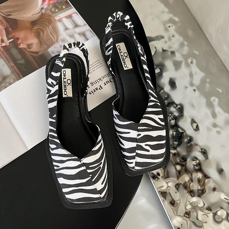 Fashion Baotou Summer Casual Ladies Sandals Fashion Ladies Elastic Band Flat Heel Women's Shallow Mouth Party Shoes Square Heel Sandals