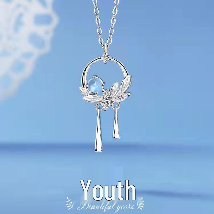 Moonstone Clavicle Necklace: Elegant American Style, Perfect Gift for Her