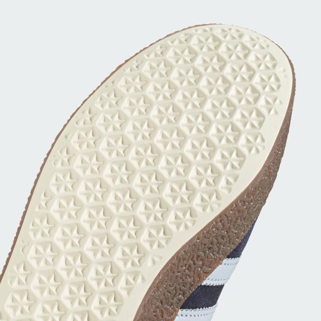 adidas Montreal 76 JR8372 Unisex Originals Sneakers Shadow Navy / Halo Blue / Gum