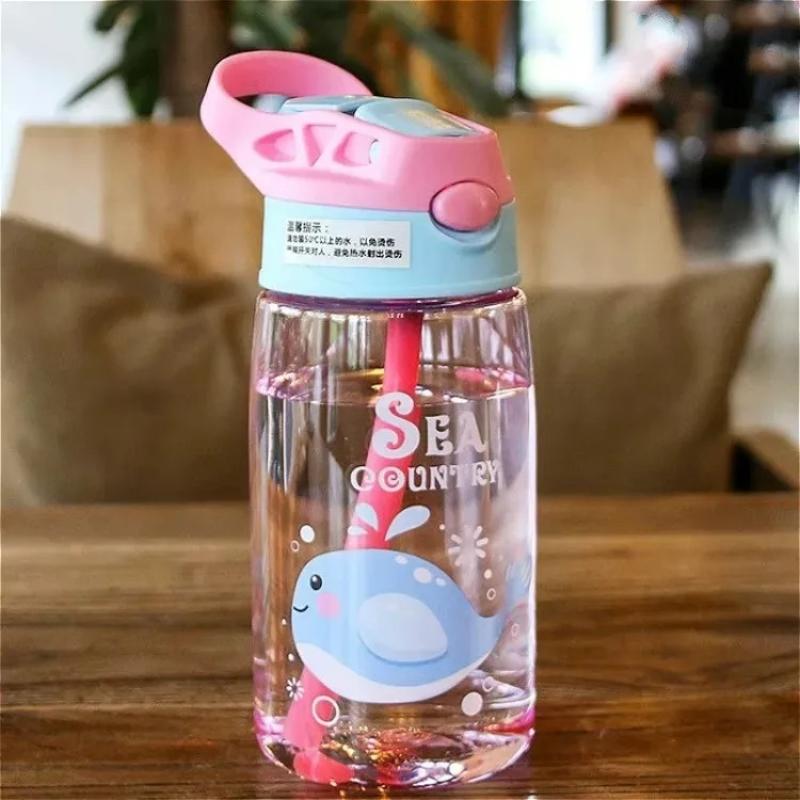 480ML Kinder Handheld Tragbar Cartoon Muster Wasser Auslaufschutz Becher Fütterbecher mit Strohhalmen Auslaufsicher Flasche Für Outdoor Sport Tragbarer Wasserbecher