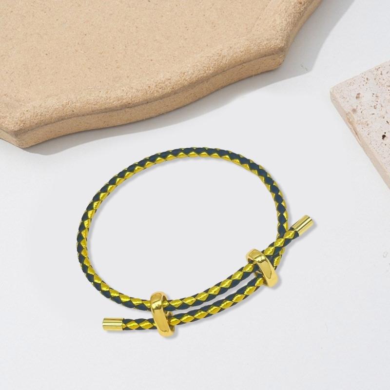 Unisex verstellbares Stahlseil-Armband mit Titan-Verschluss Stilvolles Armband Minimalistischer Partner-Schmuck für Männer Frauen