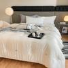 Yuan Zhi Wei Mulberry Silk & Soybean Fiber Blend Comforter