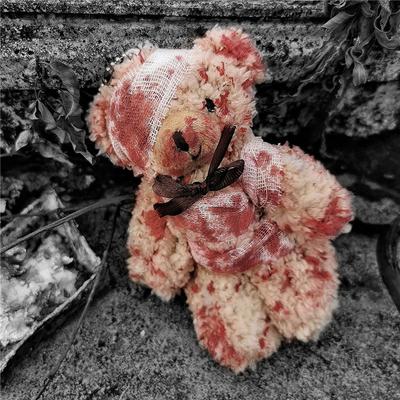 Trendy Bloody Plush Bear Pendant Keyring Keychain Cool Jewelry for Birthdays