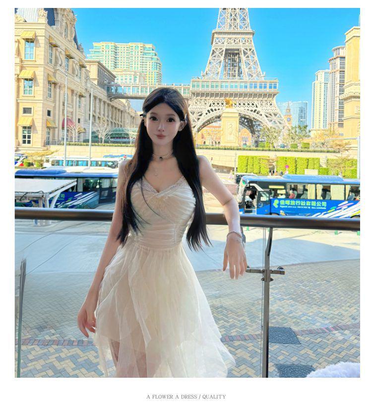 Elegant High-End White Mesh Princess Dress with Irregular Skirt for Special Occasions