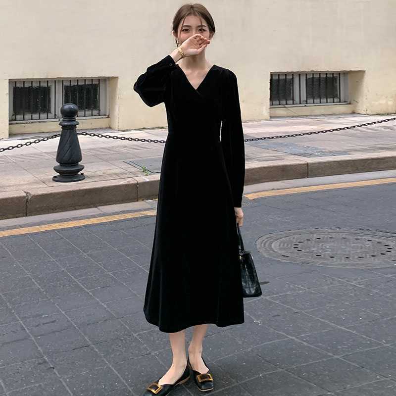 High sense French Hepburn style small black dress evening dress with coat backing black golden velvet dress women s autumn S чёрный