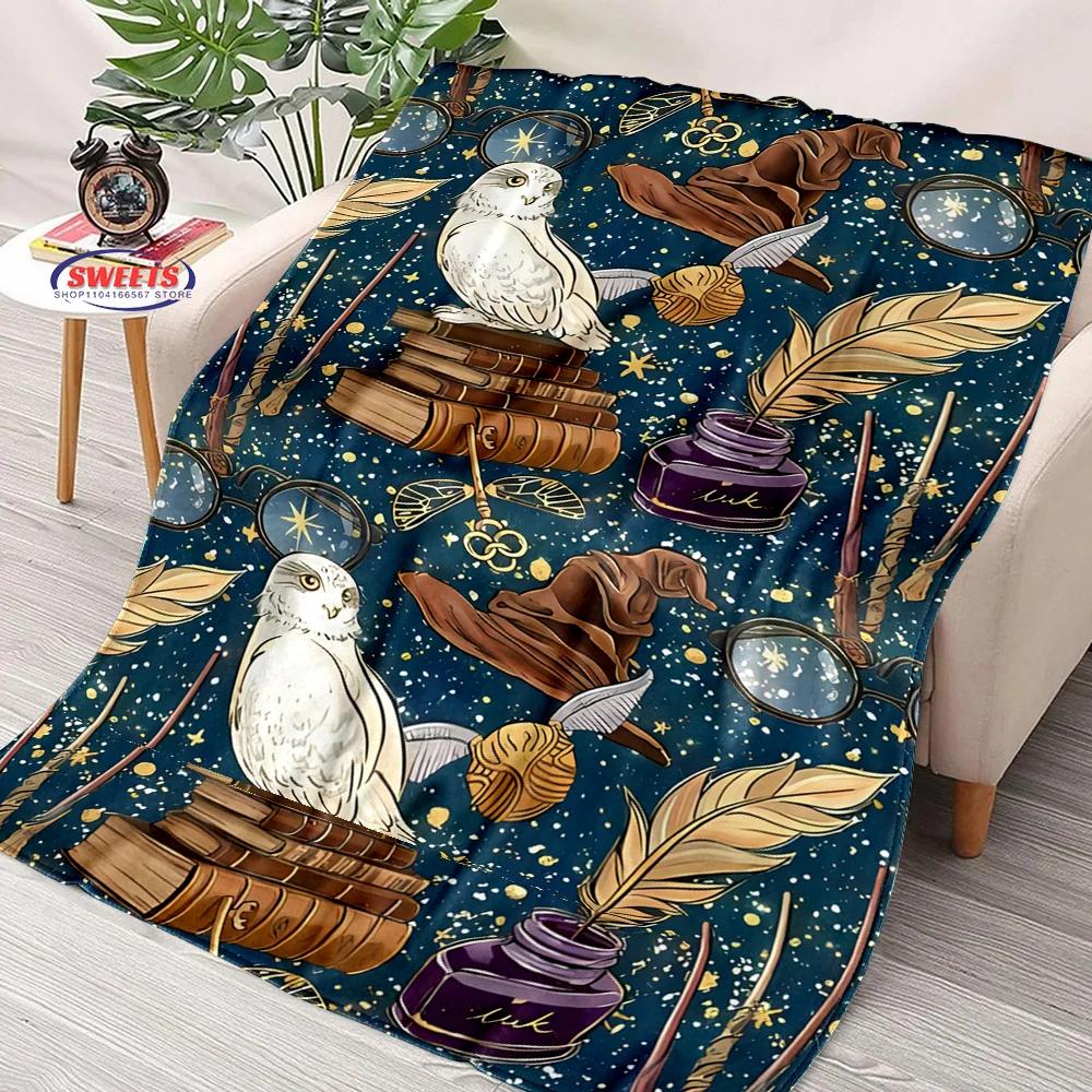 Soft Flannel Throw Blanket with Magic Hat Pattern for Bedroom Sofa Picnic Outdoor Leisure Nap Gifts