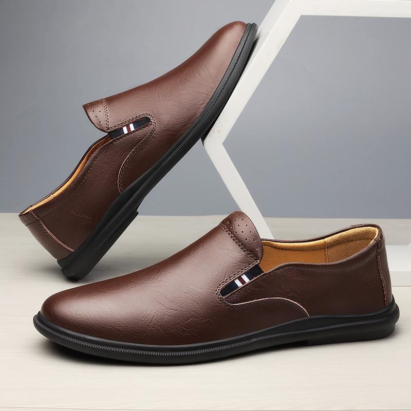 Fashion New Arrival Men's Loafers Simple Leather Moccasins Comfortable Slip-On Flats Handmade Male Driving Shoes Classic Business Shoes