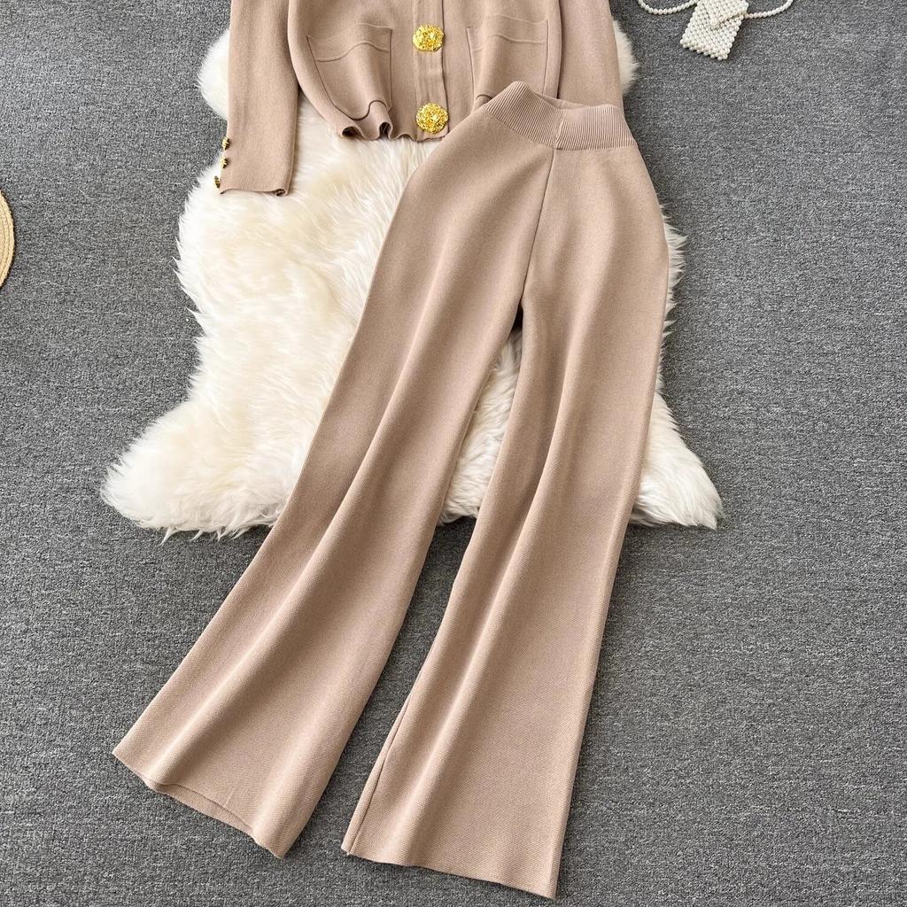 Otoño Invierno botones dorados cuello en V cárdigan con bolsillo suéteres de punto + Pantalones de pierna ancha chándales conjunto largo de dos piezas