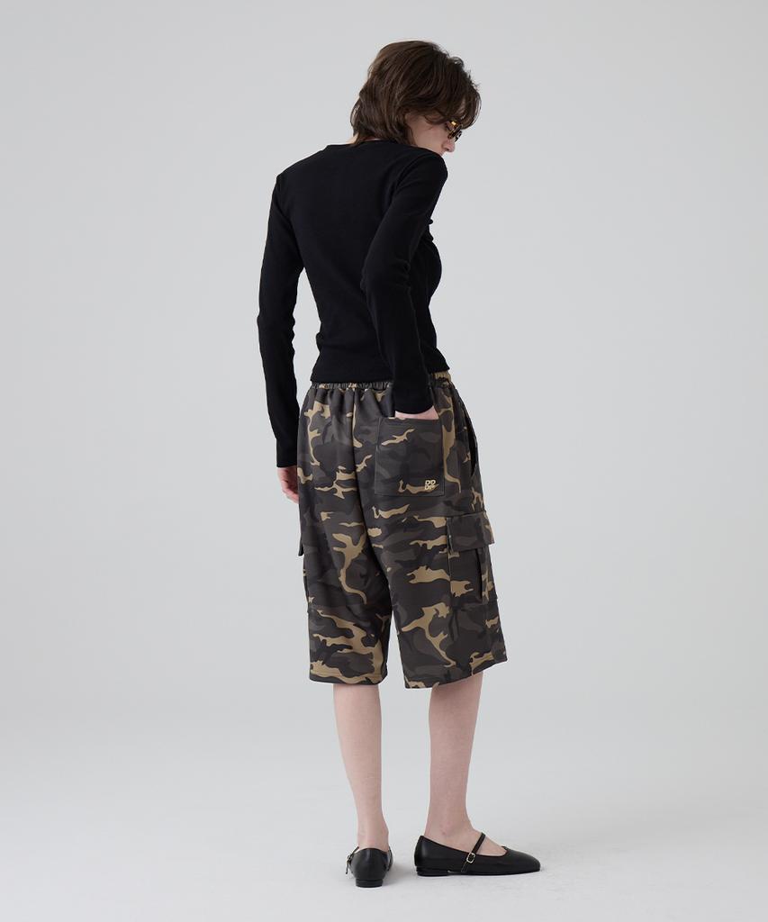 DANGLEDROP Dgdp Bermuda Camo Point Cargo Sweat Shorts_Khaki