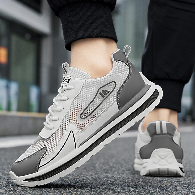 Scarpe da uomo Nuove taglie grandi Moda Scarpe sportive casual con suola spessa Sneakers da uomo Outdoor Corsa Scarpe punk Mocassini da uomo