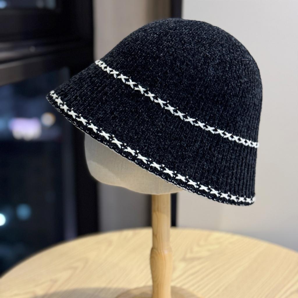 New Autumn and Winter All Match Knitted Bucket Hat for Women Outdoor Warm Plain Face Covering Fisherman Hat Showing Face Small Basin Hat