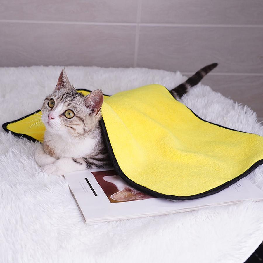 Pet Towels for Dogs and Cats - Absorbent, Quick-Drying Coral Fleece Bath Towels - Thick and Soft