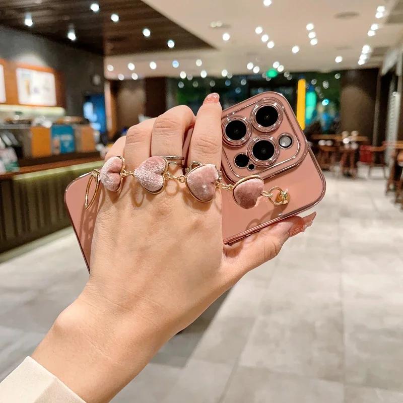 Luxury Soft Love Heart Bracelet Phone Case For iPhone 11 12 13 14 15 Pro Max XS X XR 7 8 Plus SE 2020 2022 Lint Bumper Cover