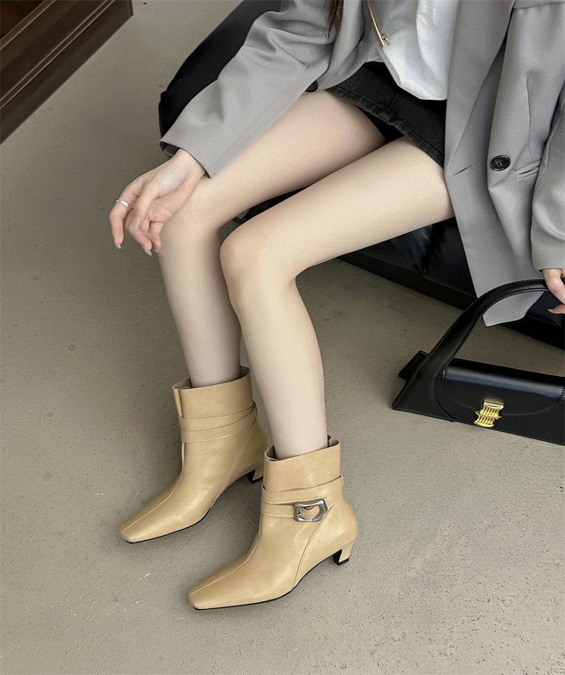 

Корейская версия нишевый дизайн маленький квадратный носок средний каблук толстый каблук пряжка ремня короткие ботинки тонкие ботинки женские 2025 осень и зима ботинки Мартин 39 темно-коричневого