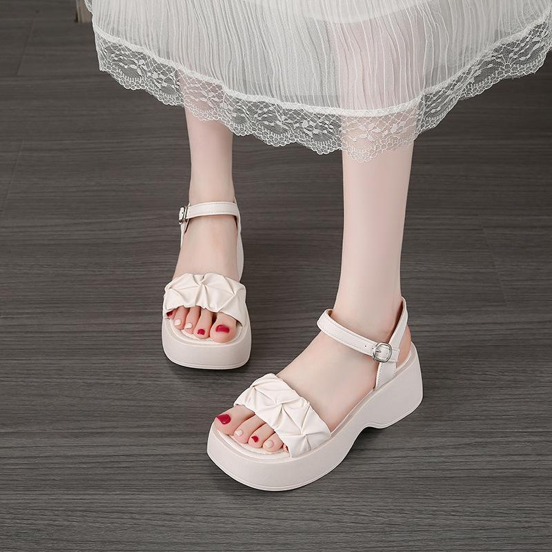 

Flat sandals women s summer new sweet versatile student one-word buckle beach sandals 36 бежевый