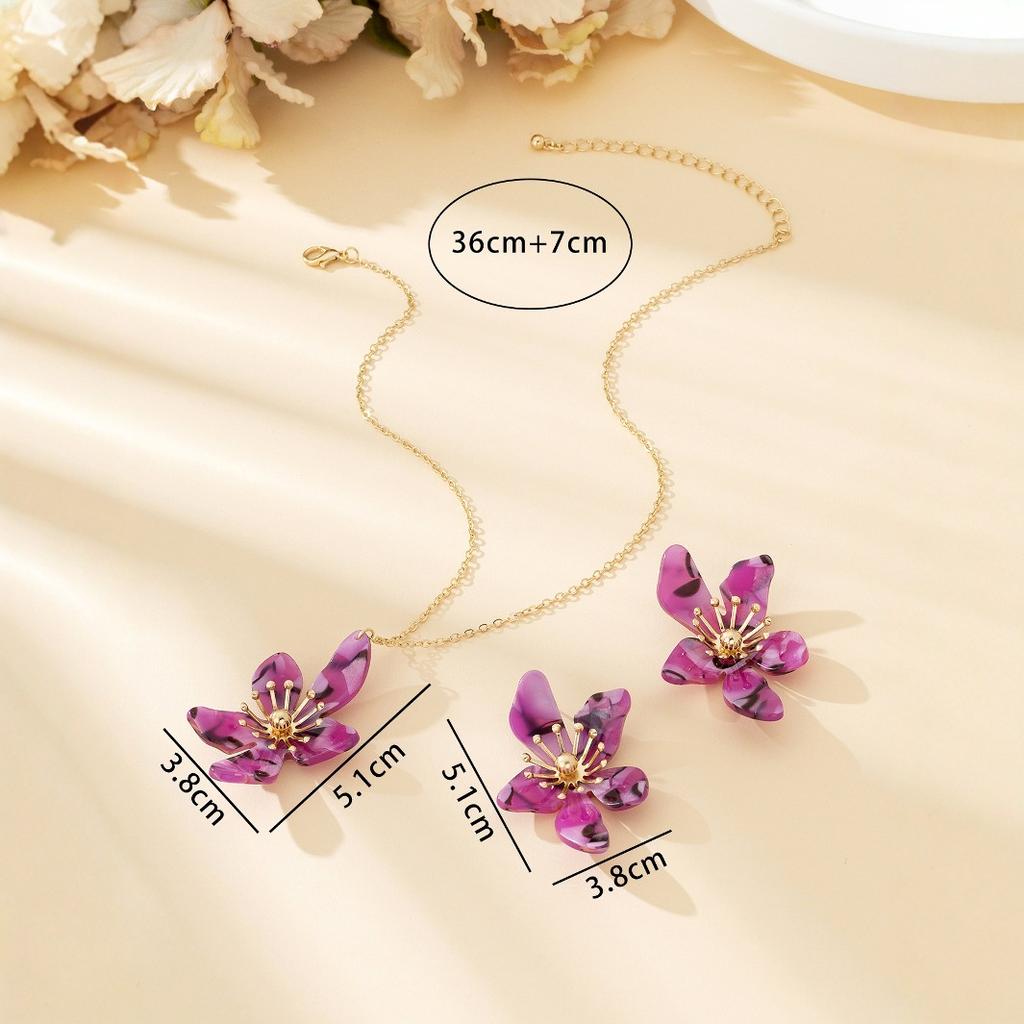 Elegant Flower Necklace and Earrings Set for Women
