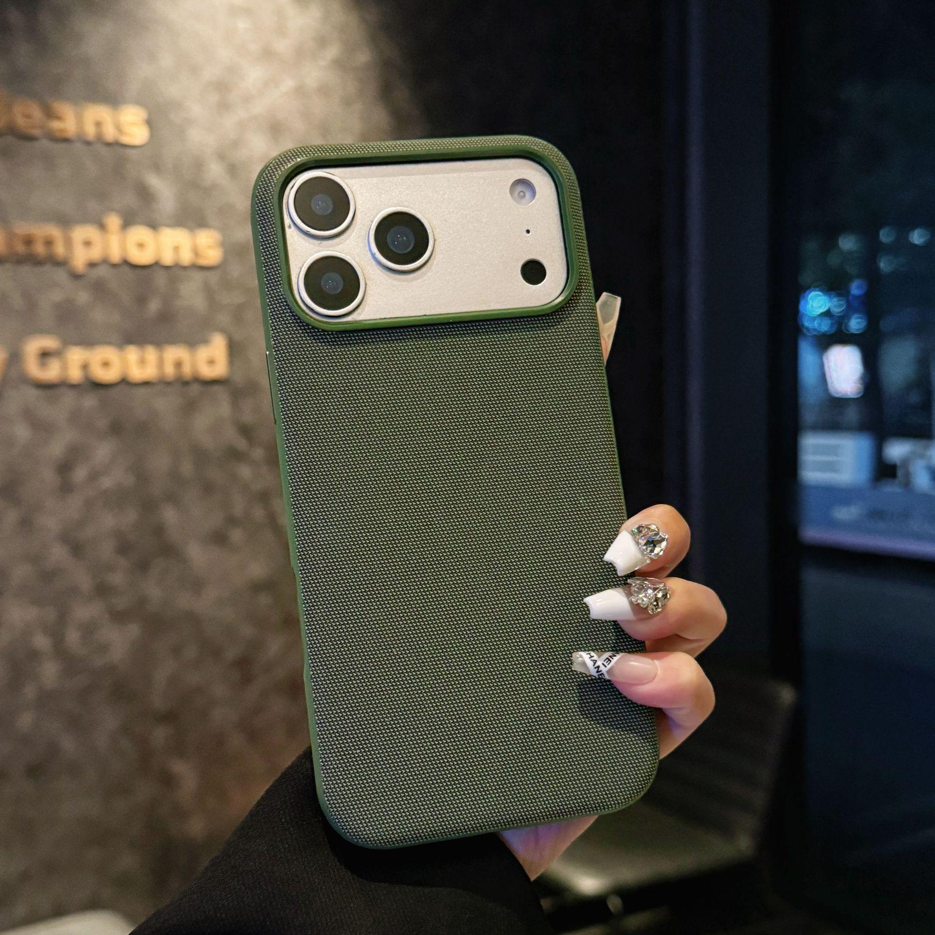 

iPhone 15 Pro Max Case with 16 Fabric Magnetic Cover & AI Camera Button iPhone 16 зелений