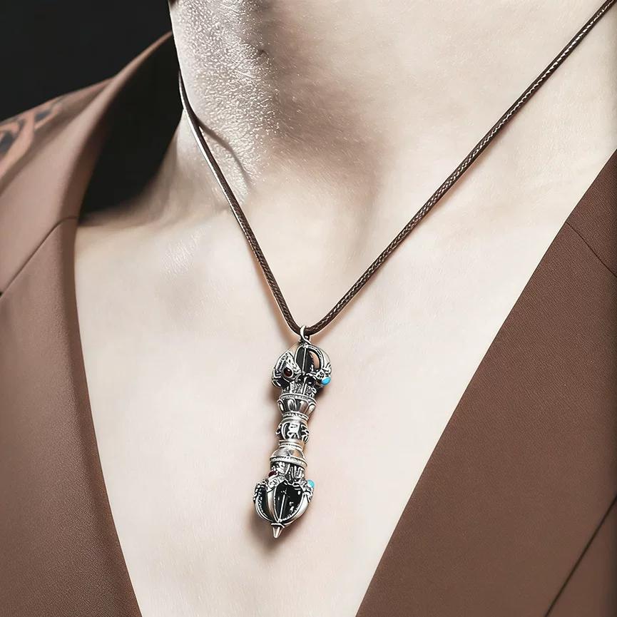 Nouveau pendentif pilon Vajra, collier tendance rétro style national mantra à six caractères, pendentif pilon supprimant les démons pour hommes et femmes.