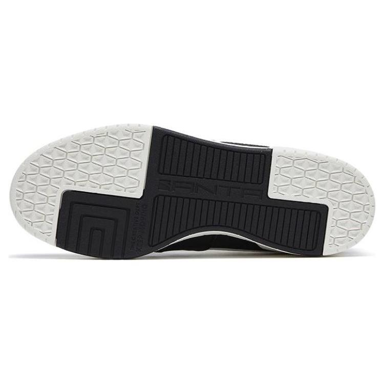 Anta Slip Resistant Cushioning Abrasion Resistant Low top Skateboard Shoes Men's Ivory White/Black 912318062-3