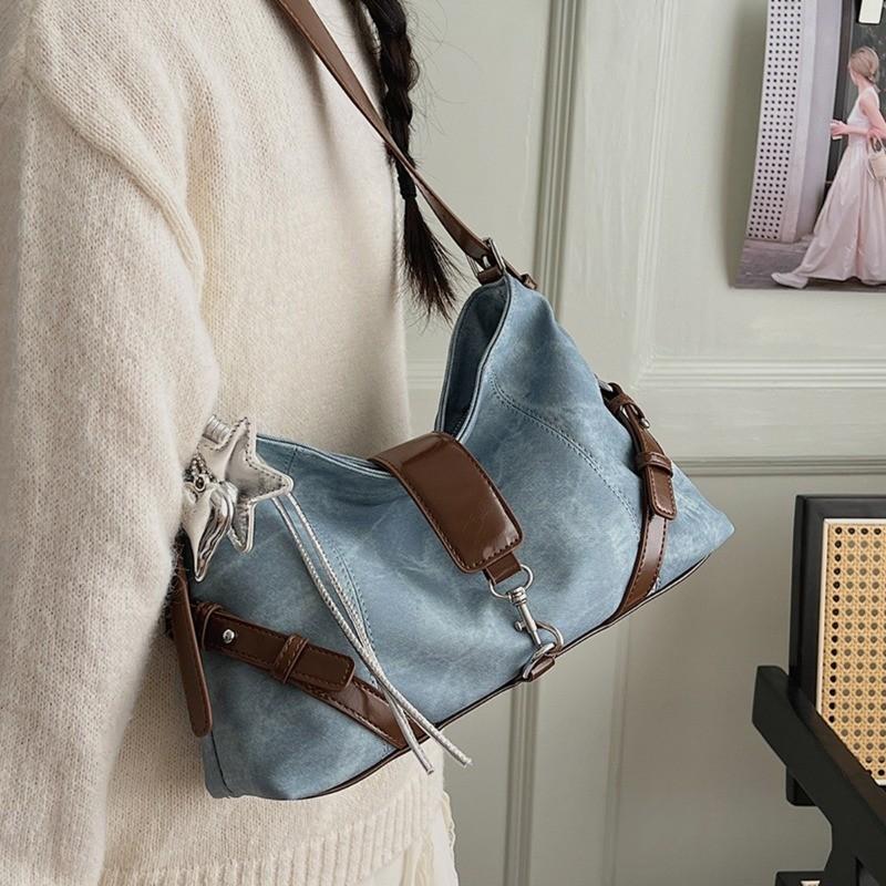 IELGY Fashionable Solid Color One-Shoulder Underarm Bag Large Capacity Commuter Messenger Bag