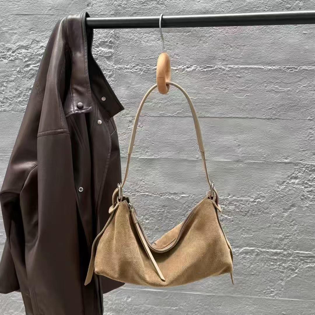 

2025 Ретро Жіноча Сумка на Плече з Матової Шкіри – Велика Місткість Сумка-Клатч через Плече Пельмень 33x13x16 cm