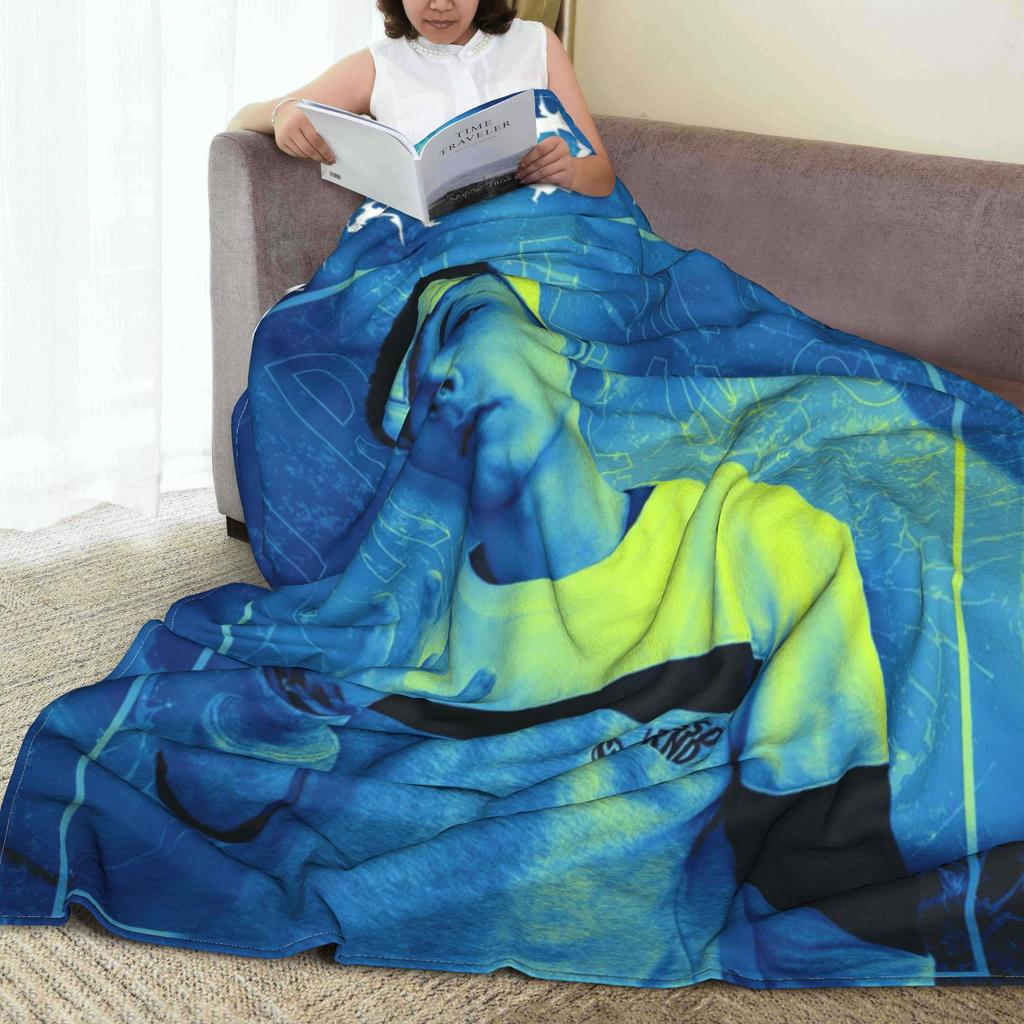 Funny Trueno Hip Hop Rapper Blanket Warm Fleece Sofa Throw Blanket for Home Bedroom Outdoor Throws Bedspread Quilt