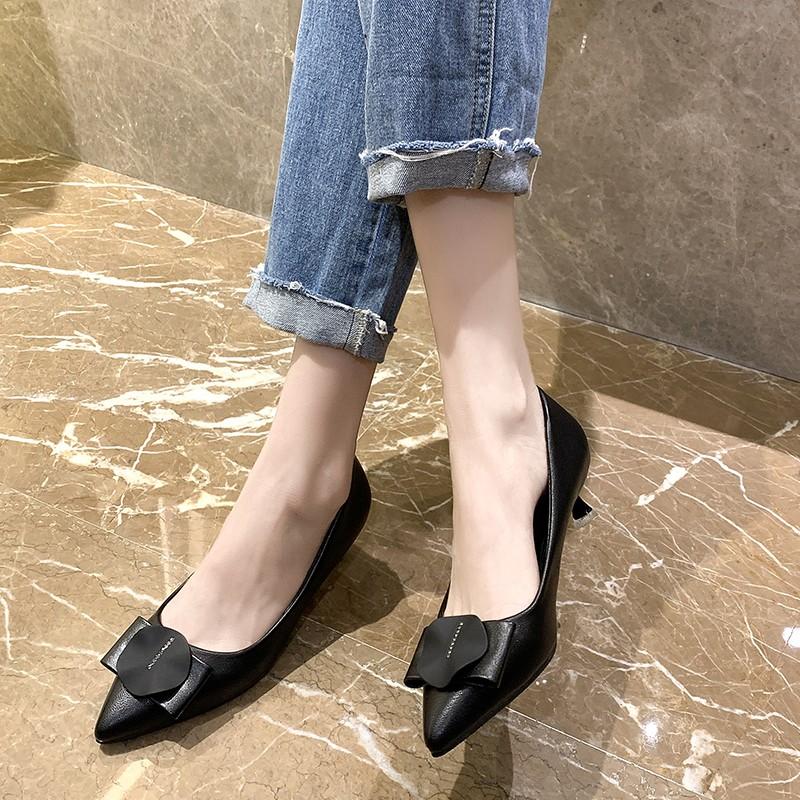 fashion Women Low Heel Shoes Soft Pu Leather Shallow Pointed Toe Comfort Mother Pumps Thick Heels Ladies Work Small Casual Leather Shoes