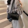 New Women's Shoulder Armpit Bag Simple Commuter Bag Handbag Temperament Niche Design Sense Small Square Bag