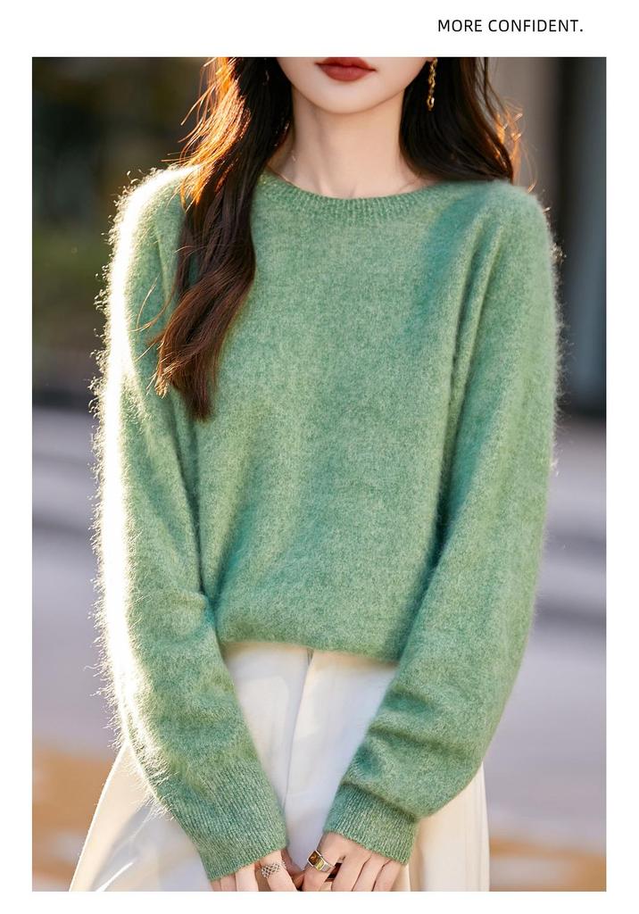 Women's Retro Textured Soft Wool Sweater, Round Neck, Loose Fit, Perfect for Autumn/Winter