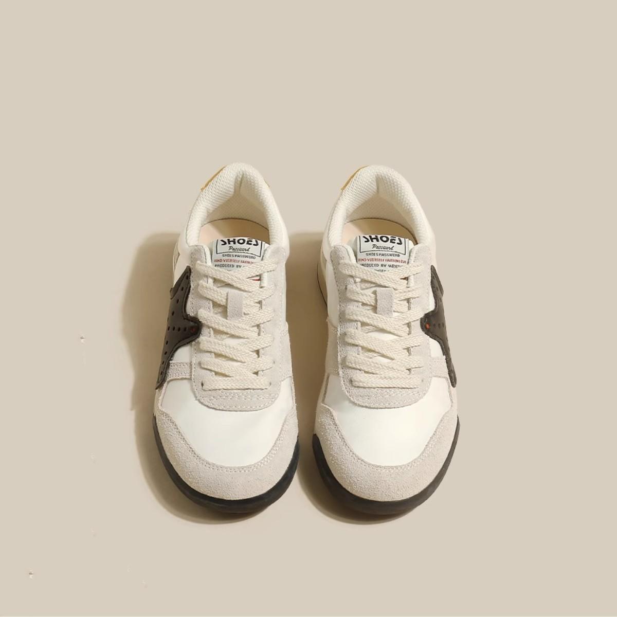 

Модные новые женские кроссовки в стиле ретро со звездами из кожи разных цветов, на шнуровке, на плоской подошве, женские нескользящие кроссовки для бега 39 чёрный