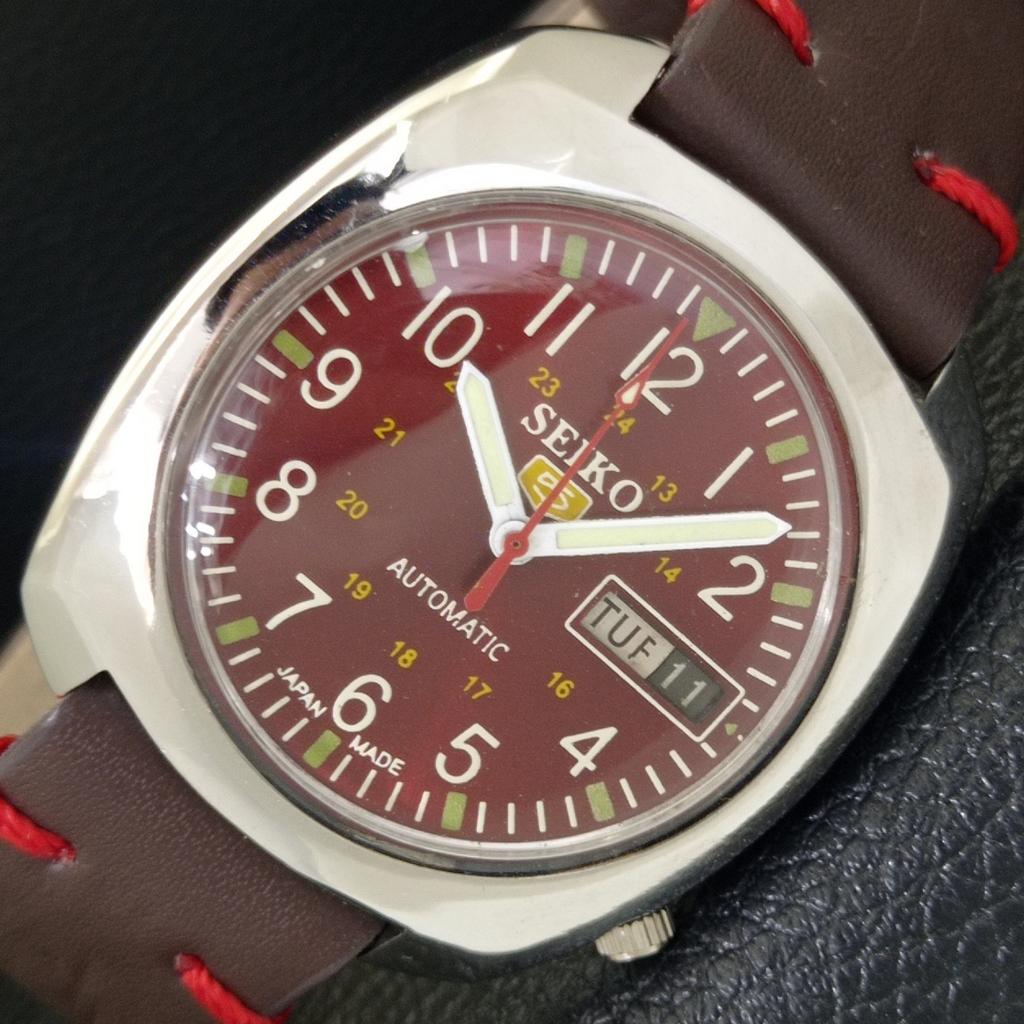 

SEIKO 5 AUTOMATIC VINTAGE 6119C JAPAN MENS MAROON COLOR DIAL WATCH a702353-5 R124-a702353