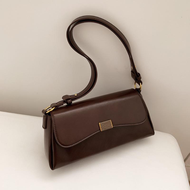 New underarm bag One shoulder portable baguette bag Fashion women's bag Crossbody bag New retro underarm bag women