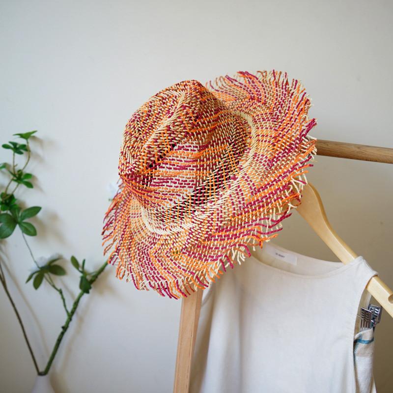 

Ins Chic Summer Tropical Rainforest Bohemian Style Hand Woven Beach Holiday Fedoras Cap Women Leisure Panamjazz Hat head size 57cm