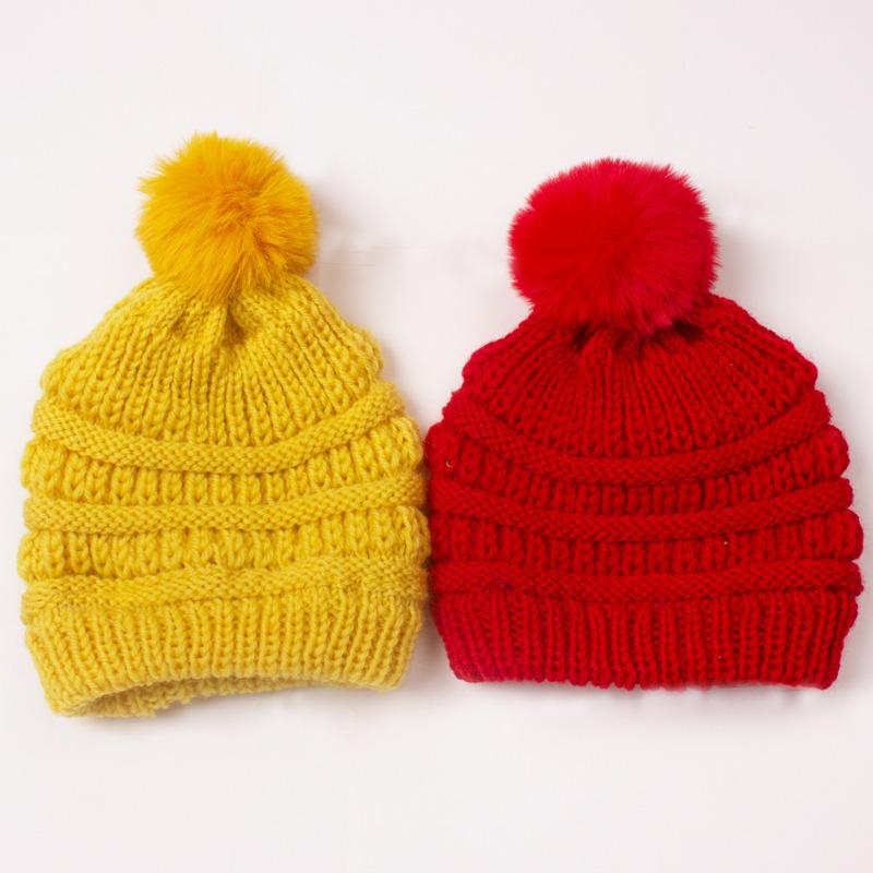 New Baby Knitted Pullover Hat, Children's Autumn and Winter Hairball Warm Hat, Baby Wool Hat