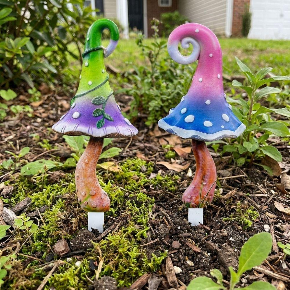 1 Pair Vintage Hand Painted Mushroom Potted Landscape Stake Outdoor Lawns
