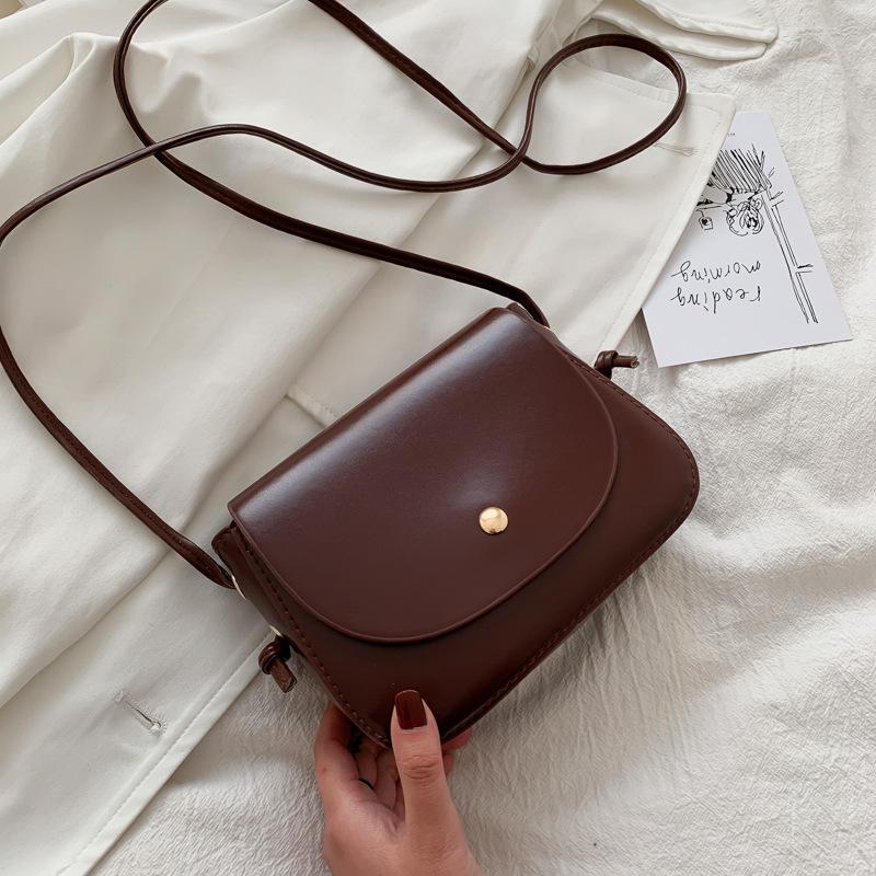 Small Fresh Messenger Bag, Popular Bags Today, Women's New Trendy and Versatile Fashionable Retro Small Square Bag