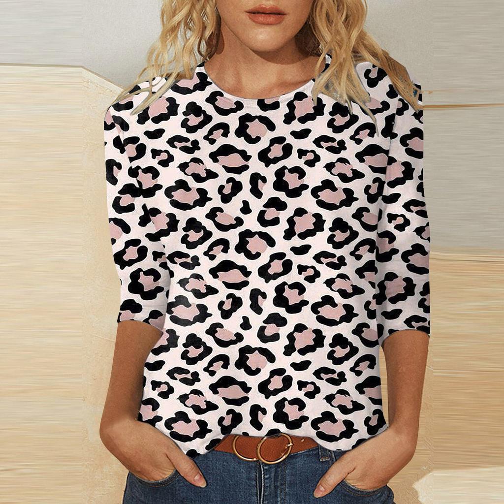 Women's Fashion Casual Three Quarter Sleeve Valentine's Day Printed Round Neck Pullover Top Blouse