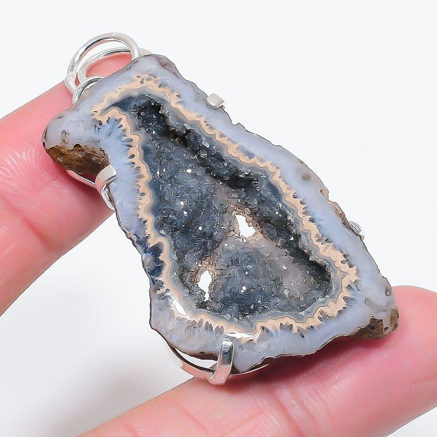 

Натуральный срез жеоды агата Подвеска из серебра 925 пробы 2,29 U5d10