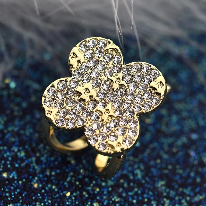 Neue Kamelien-Seidenschalschnalle, französische Retro-Perlenschalschnalle, quadratische Ringschnalle, orangefarbene Kristallschalschnalle für Frauen