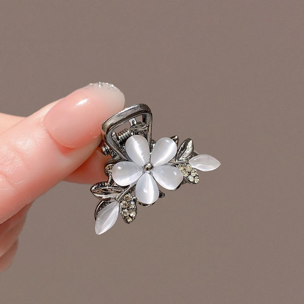 Hairpin female small hair clip exquisite small flower clip hair grab headdress side bangs clip