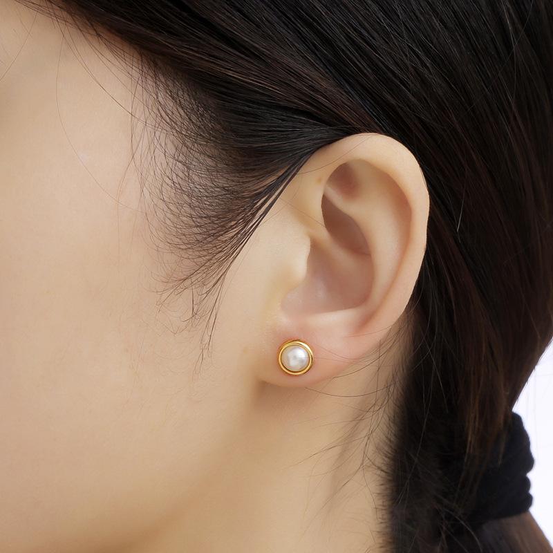 1 Pair Vintage Imitation Pearl Stud Earrings For Women Gold Color Titanium Steel Jewelry Gifts